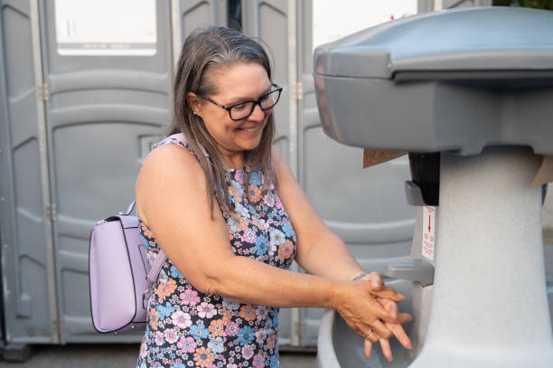 Best Porta potty delivery and setup  in Montpelier, IN